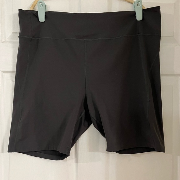 Girlfriend Collective gray workout shorts women’s size 6XL plus‎ size stretch​​ - Picture 1 of 8